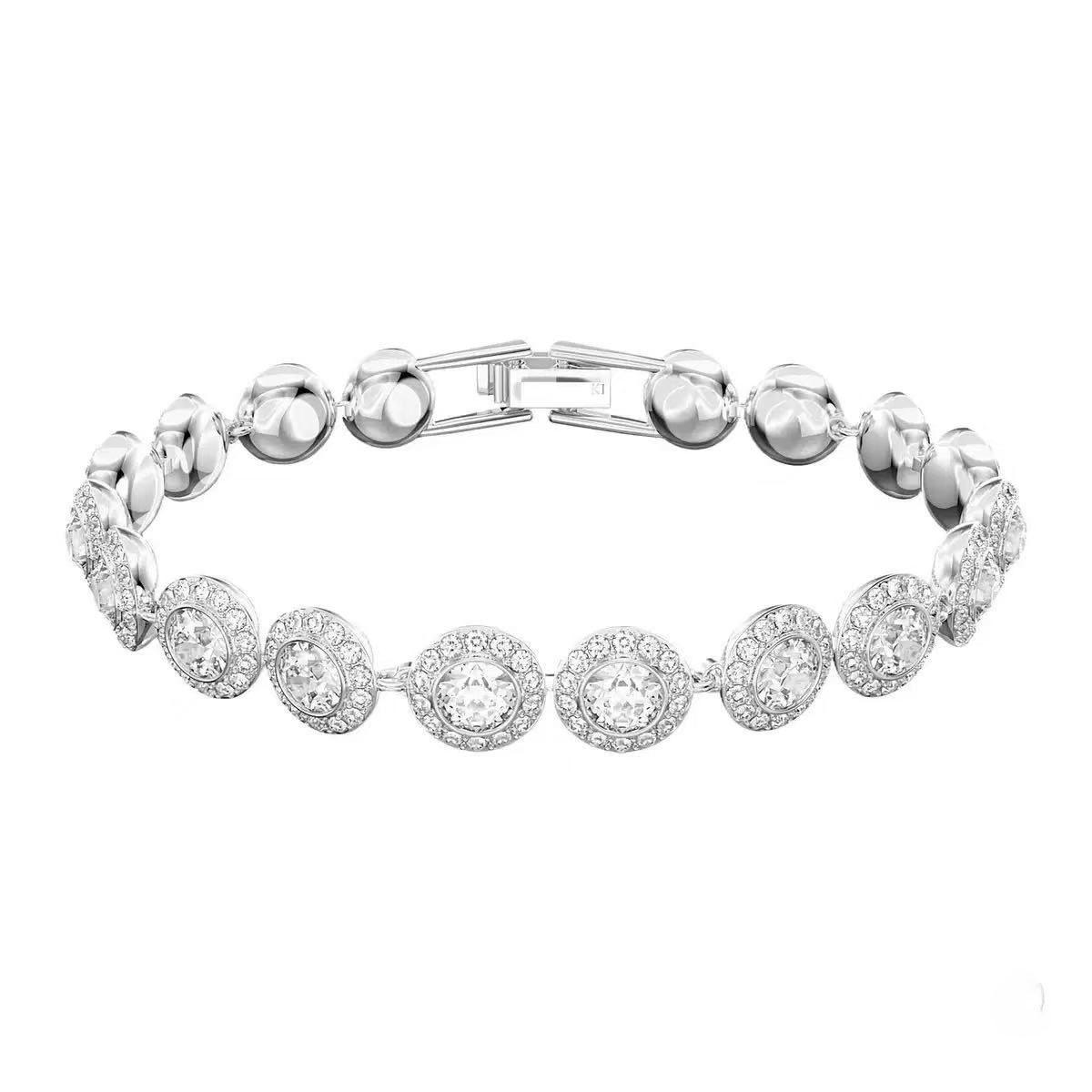 Bracelet en argent avec diamants ronds