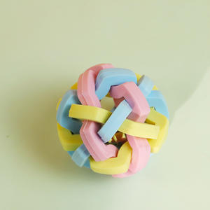 Kediler ve yavrular için Hollow renkli <span class=keywords><strong>TPR</strong></span> interaktif top oyuncak sevimli çan ses küçük çan sevimli tarzı oyun oyuncaklar - Product Image 6