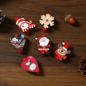 Décorations de Noël originales pour fête, 6 pièces, Père Noël, rennes, flocons de neige, ornements festifs de Noël, ornements en bois pour arbre de Noël, pinces - Product Image 2