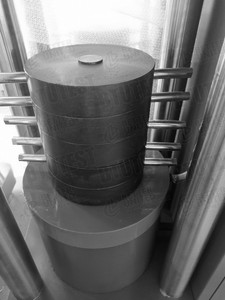 Machine d'essai de compression automatique ASTM EN 2000-4000 kN pour cubes de béton, à quatre colonnes, avec piston à simple action - Product Image 4
