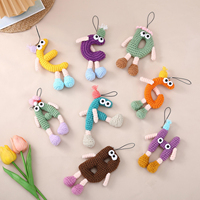 Pendentif de sac en peluche au crochet avec nom en alphabet, fait main, tricoté, créatif, ornement anglais, décoration de sac cadeau DIY