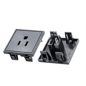 Presa Elettrica Industriale a Tre Fori Standard USA DB-<span class=keywords><strong>F</strong></span>-M7 50x50 15A 125V per Uso Industriale - Product Image 1