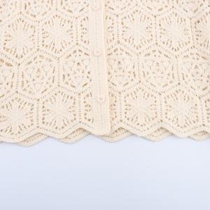 Cárdigan de punto beige con estampado floral y cuello redondo para mujer, de manga larga, abotonado, informal, transpirable y cálido para otoño. - Product Image 5