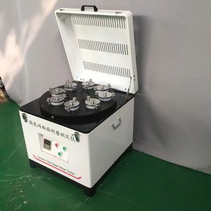 Testeur de résistance à l'abrasion des carreaux en céramique émaillée de laboratoire - Product Image 3