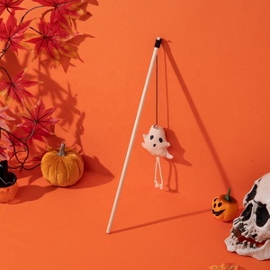 Bacchetta Giocattolo Interattiva in Peluche per Gatti con Campanello per Halloween - Product Image 4