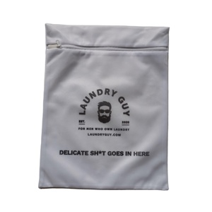 कस्टम ब्लैक पॉलिएस्टर नेट मेल वॉश बैग घर के उपयोग के लिए ठीक जाली कपड़े धोने का बैग - Product Image 4