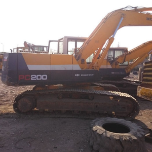 Excavadora Komatsu PC200-5 Usada con Componentes Principales Intactos: Motor, Caja de Cambios, Bomba de Engranajes, Rodamientos, PLC - Product Image 1
