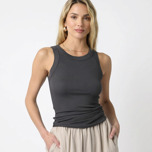 Women Knitted Tank <b>Top</b> Crew Neck Solid Color Ruched Design Breathable Streetwear <b>Feathers</b> Embellished Minimalist Style Cotton - Product Image 1