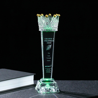 Trophée Couronne en Verre Brillant 2026 NOUVEAU Couronne en Cristal Personnalisée Vide Récompense Concours de Beauté Médailles avec Base Lumineuse LED