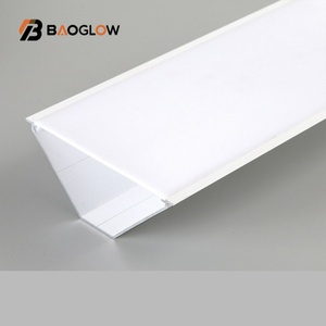 2025 Nouveau Personnalisé 45 °   Profilé LED en aluminium pour coin de plafond ou de mur, type V, avec faisceau oblique et angle de 90 degrés - Product Image 2