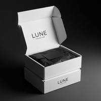 Boîtes d'emballage sur mesure prestigieuses, style minimaliste, avec pelliculage effet soie, pour vêtements