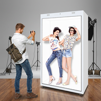 Holobox in Verschiedenen Größen Optional 3D Hologramm-Box ODM Anpassbare Optik Geschenkeladen-Vitrine