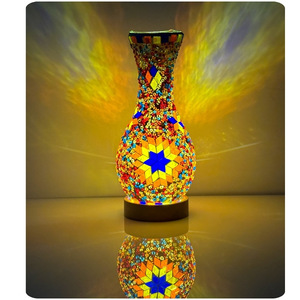 Jarrón Decorativo de Estilo Turco Rojo con Mosaico Retro para Sala de Estar, para Arreglos Florales, Decoración de Mesa Pequeña - Product Image 1