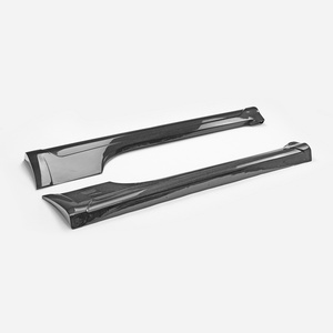 Faldón Lateral Aerodinámico Tipo EPA para Fiat 500 S3 - Componente de Carrocería de Fibra de Carbono de Alto Brillo - Product Image 3