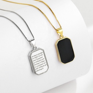 Collana con ciondolo nero quadrato con catena in argento Sterling 925 con gioielli placcati in oro di lusso da donna all'ingrosso per uomo - Product Image 1
