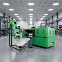 Machine de soufflage par étirage PET entièrement automatique à grande vitesse et pas égal pour bouteilles d'eau, avec cœur PLC 9 cavités, haute performance Xuye