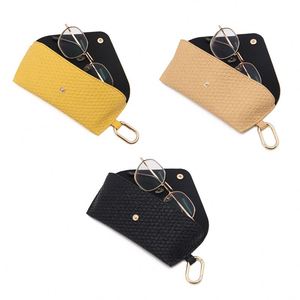 Estuche para Gafas con Diseño de Mimbre, Estuche Rígido para Gafas Estilo Boho, Funda para Gafas de Sol para Viajes y Playa - Product Image 1