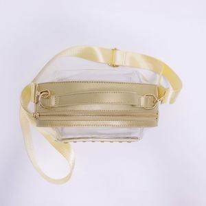 Sacs à bandoulière approuvés pour les stades, sacs messager pour concerts, sacs à bandoulière transparents en PVC imperméable personnalisés pour femmes avec sangle réglable, sacs de rugby - Product Image 2