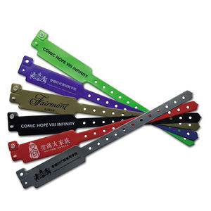 Usine Personnalisé Jetable Étanche Billet D'admission Bracelet PVC Bracelet Événement Festival Parc D'attractions <span class=keywords><strong>Concert</strong></span> Bracelet - Product Image 3