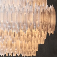 Lustre rectangulaire rond en cristal de quartz lustres en roche naturelle de conception moderne pour le plafond haut de salon