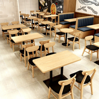 Juego de Mesa y Sillas de Madera Maciza de Diseño del Sudeste Asiático, con Superficie de Madera Veteada y Patas de Metal Negro, Muebles Comerciales para Bistro
