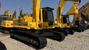 รถขุดตีนตะขาบ Komatsu PC240-8 มือสองจากญี่ปุ่น ขนาด 24 ตัน กำลังแรง เหมาะสำหรับงานขุดเหมือง พร้อม EPA - Product Image 3