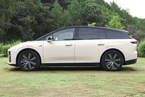 รถลิเซียง I6 2025รถขับเคลื่อนสี่ล้อรุ่นมาตรฐานขนาดกลางถึงใหญ่รถ SUV พลังงานไฟฟ้าใหม่มาใหม่ - Product Image 4