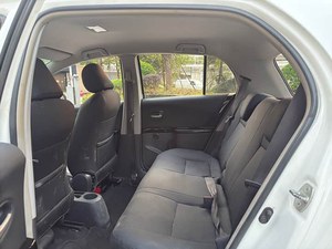 Venta Especial de Vehículos Chinos de <span class=keywords><strong>Segunda</strong></span> <span class=keywords><strong>Mano</strong></span>, <span class=keywords><strong>Toyota</strong></span> <span class=keywords><strong>Yaris</strong></span> 2011 <span class=keywords><strong>2012</strong></span> 2013, Versión Automática Dazzling, Scooter Familiar de 5 Plazas - Product Image 4