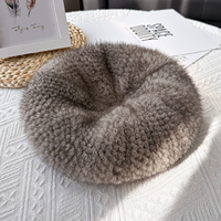 Béret en fourrure de vison véritable pour femme, vente en gros d'usine, chapeau d'hiver chaud et luxueux en fourrure de vison tricotée, couvre-chef pour femme