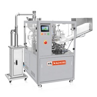 Machine de remplissage et de scellage de tubes souples de dentifrice entièrement automatique
