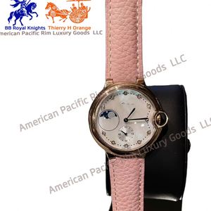 Reloj de Cuarzo para Mujer con Fase Lunar Redonda, Bisel con Diamantes y Correa de Cuero Rosa Cartieres - Product Image 4