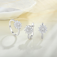 QX OEM Dcolor Vvs1 Anillo de Plata 925 Chapado en Oro de 2ct con Diseño de Copo de Nieve, Pendientes y Anillo de Moissanita con Gema, Conjunto de Joyería para Mujer