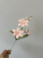 Bouquet d'orchidées Mars au crochet haut de gamme - Ornement floral tricoté exquis, cadeau éternel, bouquet pour meilleure amie, décoration d'intérieur