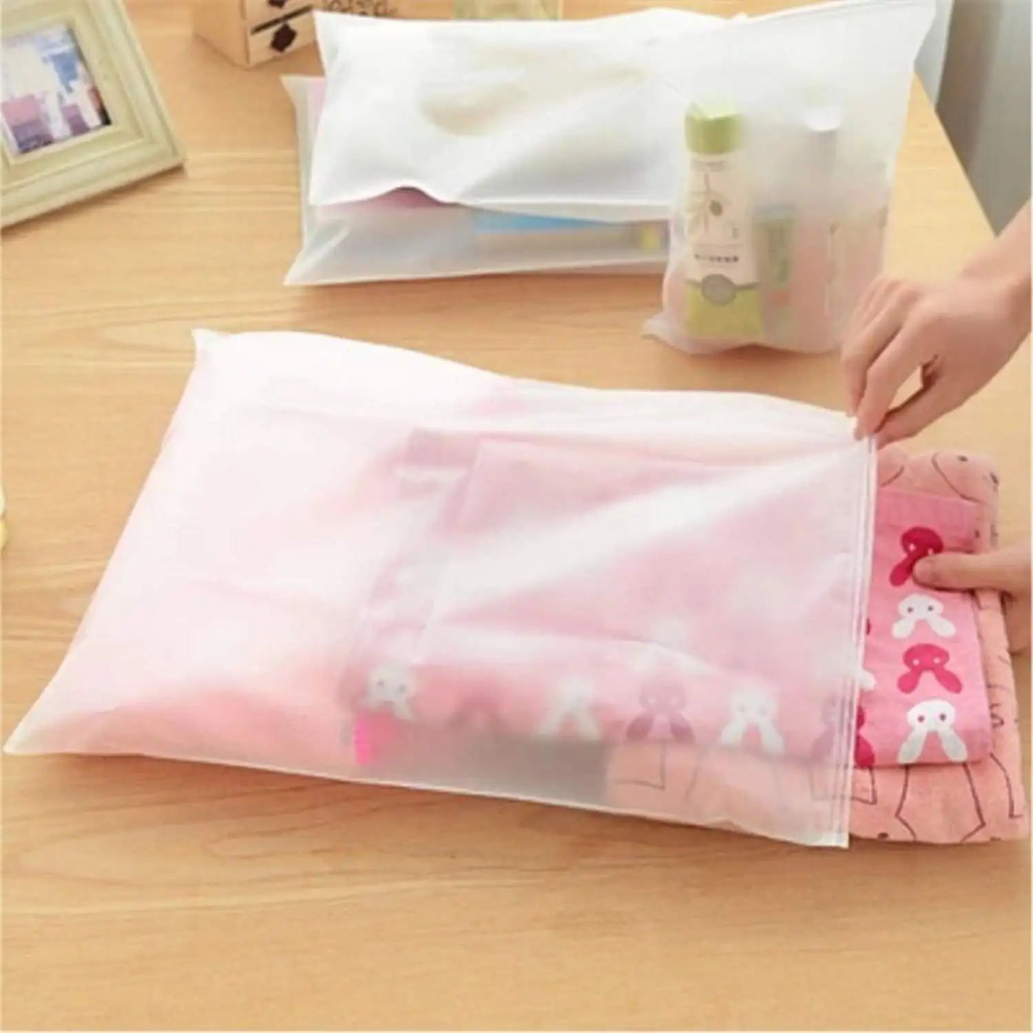 Portable Waterproof Frosted PEVA Travel Luggage Partition Storage Bag Slider Zipper Bag Zip Lock Bag for Clothing