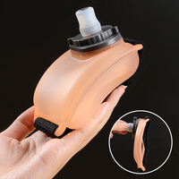Bouilloire de poignet de sport de plein air flacon souple sac d'hydratation bouteilles de cyclisme bouteille d'eau de sport de poignet de poche avec sangle pour la course