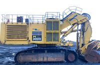 Excavatrice à chenilles Komatsu PC3000 d'occasion d'origine japonaise, engin de construction lourd, godet de 3,6 m, moteur Hitachi, puissance de 338 kW, 300 tonnes