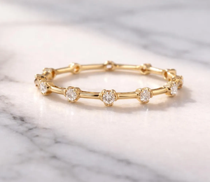 Bague à bulles flottantes en diamant de laboratoire, alliance minimaliste éternelle, cadeau de mariage à empiler - Product Image 4