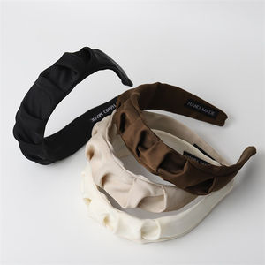 عصابة شعر أنيقة وبأسلوب كوري للنساء بحبل شعر كلاسيكي من النسيج قابل للطي ومموج وربطة شعر واسعة - Product Image 5