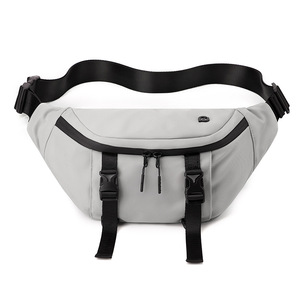 Riñonera Impermeable Personalizada de Moda con Correa Ajustable, Riñonera Duradera y Portátil para Viajes de Aventura en la Ciudad y al Aire Libre - Product Image 3