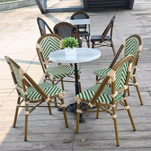 Vente en gros de meubles de chaises d'extérieur empilables en tube d'aluminium PE et rotin ensemble de chaises et de tables imperméables pour café-restaurant et jardin - Product Image 3
