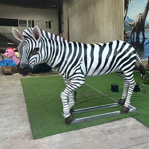 Modelo de Simulación de Animales Animatrónicos para Entretenimiento: Elefante, Flamenco, Serpiente, Cebra, Animales Salvajes con Sonidos, Voz y Movimiento - Product Image 1