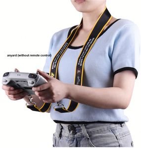 Lanière de télécommande portable intelligente avec sangle de cou en nylon pour accessoires de <span class=keywords><strong>drone</strong></span> <span class=keywords><strong>DJI</strong></span> <span class=keywords><strong>Mini</strong></span> <span class=keywords><strong>3</strong></span> <span class=keywords><strong>Pro</strong></span>, noir avec bord jaune - Product Image 6