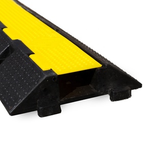 สายเคเบิลยางป้องกันสำหรับทางเดินในร่ม/กลางแจ้ง1000*265*65มม. 1ช่องแจ็กเก็ตสีเหลืองทนทาน - Product Image 5