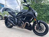 Modèle le plus vendu « Big Devil » 1300cc Quatre cylindres Refroidi par eau Injection électronique de carburant avec ABS Moto de course