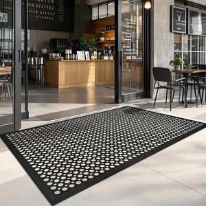 Alfombra de Goma con Orificios para Alivio de Presión, Interconectable, para Cama de Descanso en Cría de Animales y Uso en Granjas Ganaderas, Directo de Fabricante - Product Image 5
