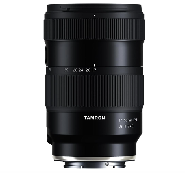Tamron 17-50mm F/4 Di III VXD Lens (A068S) (S ony E)
