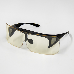 工場直販 特殊反転設計 X線遮蔽 クリア鉛アクリル安全メガネ - Product Image 2