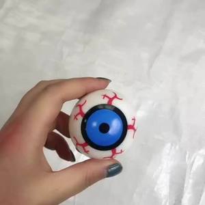 Ballon de massage en caoutchouc clignotant, ballon à picots, jouet pour enfants, yeux d'Halloween, lot de 12 avec boîte - Product Image 2