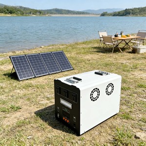 Station d'alimentation portable à grande capacité 2000W 2kWh, tension stable, vente en gros directe d'usine - Product Image 4