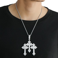 Collier pendentif croix géométrique en mosaïque, zircone carrée, motif échelle, laiton incrusté, chaîne Hip Hop pour homme, style affirmé